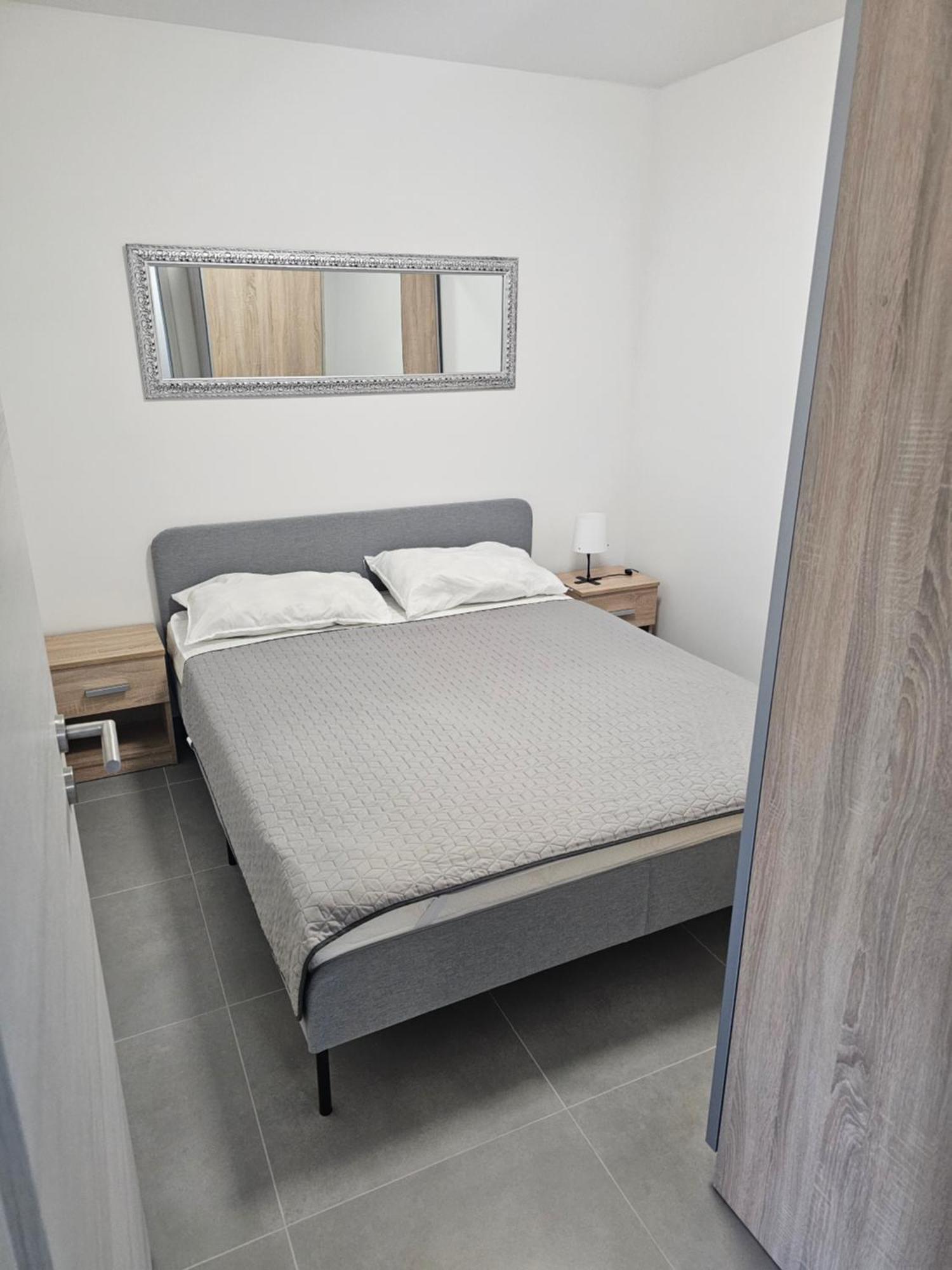 Apartma Bertoki Capodistria Esterno foto