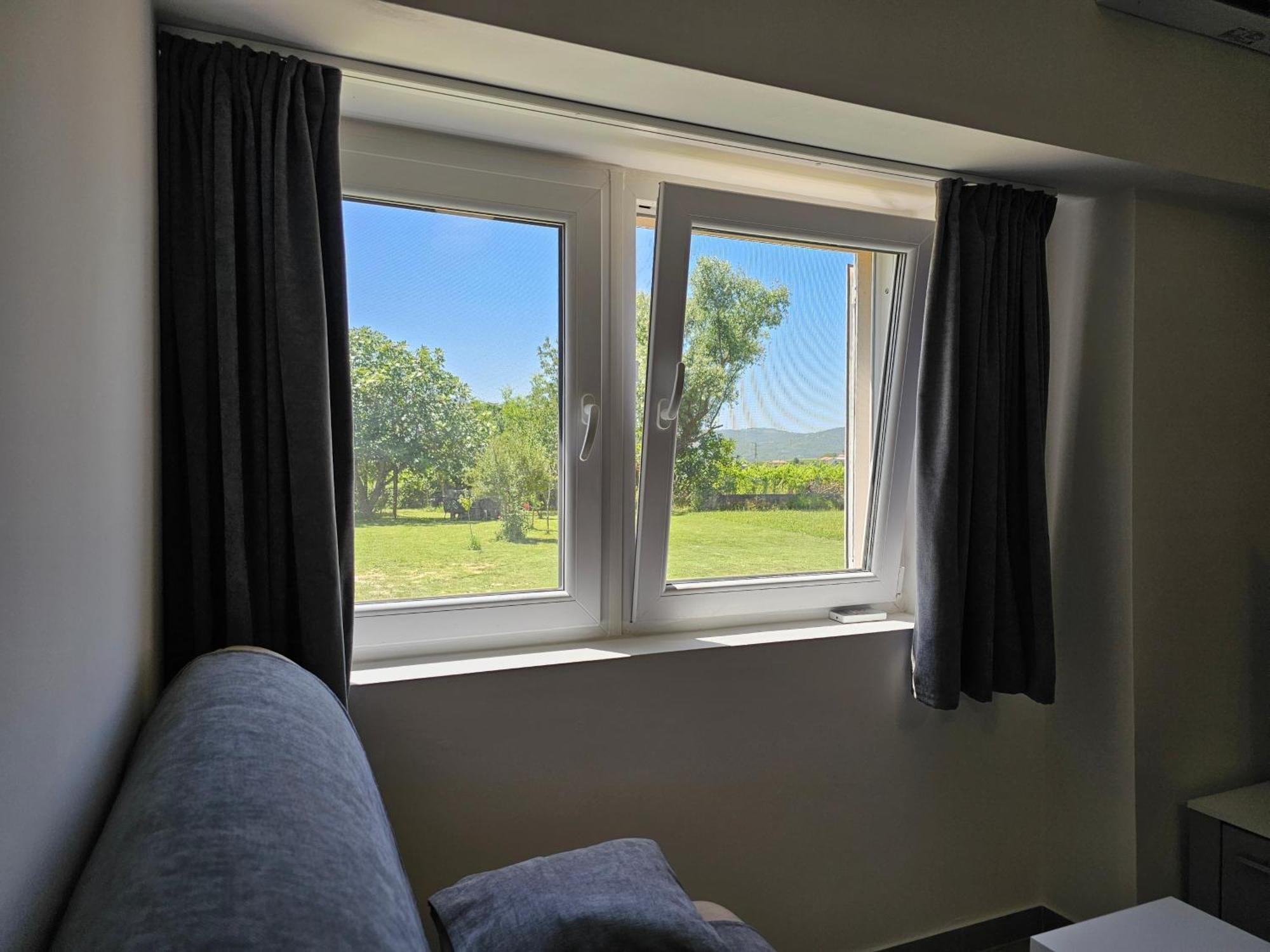 Apartma Bertoki Capodistria Esterno foto